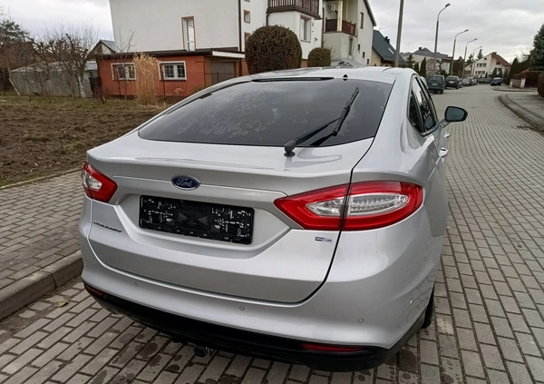 Ford Mondeo cena 28900 przebieg: 140000, rok produkcji 2018 z Nysa małe 667